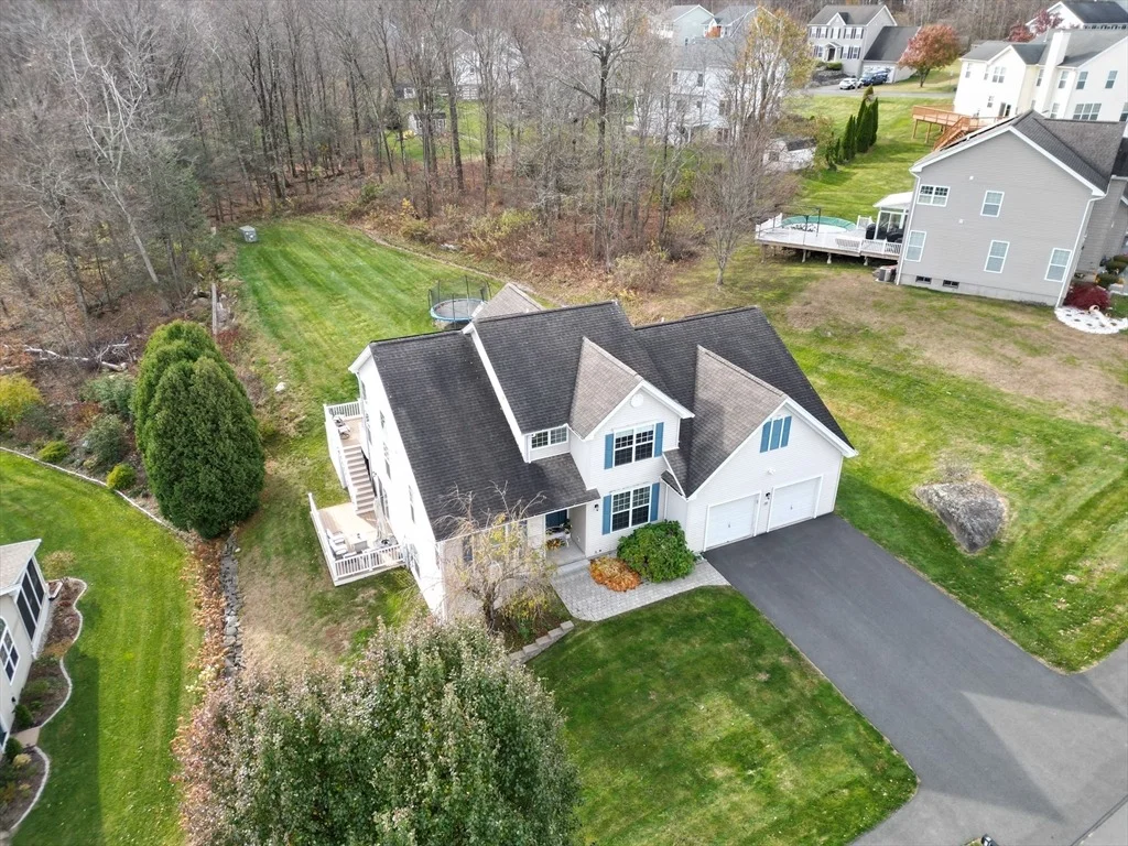 Photo of 172 Hillandale Blvd