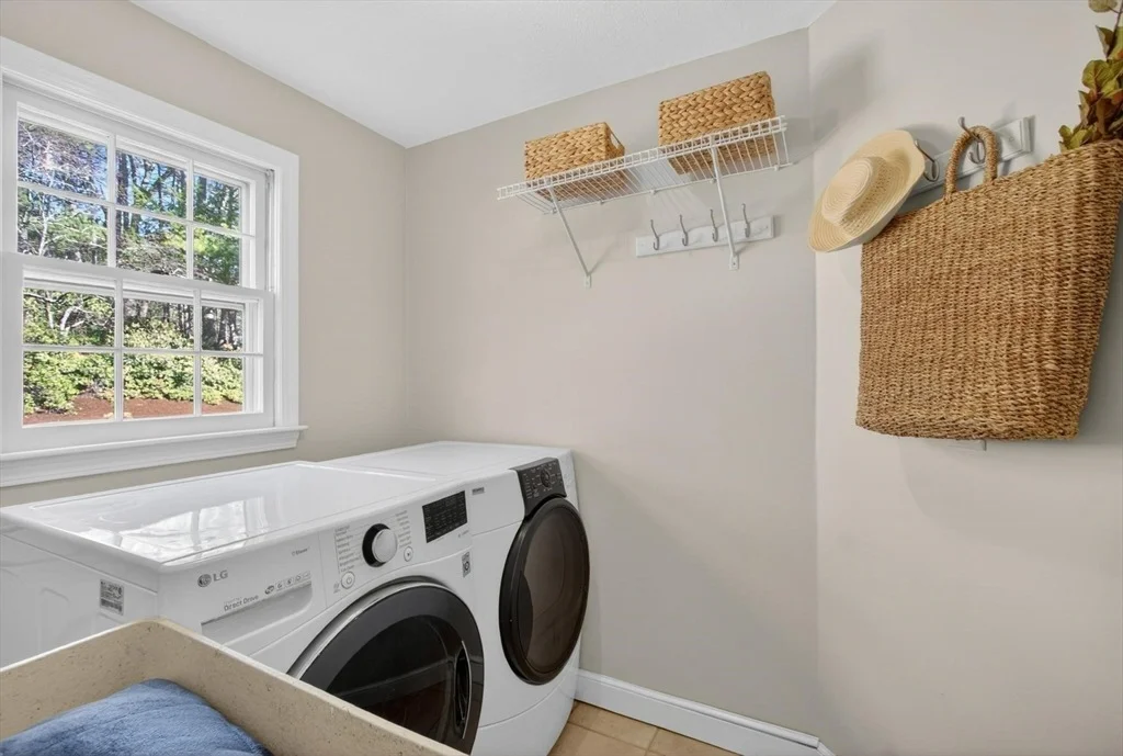 Photo of 18 Bromfield Rd