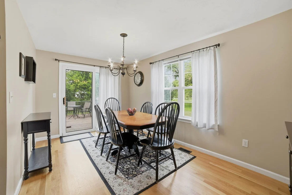 Photo of 72 Palomino Dr