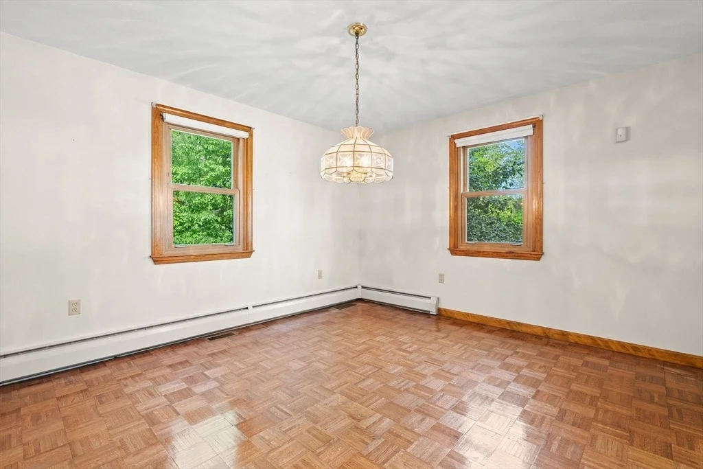 Photo of 11 Beechtree Cir