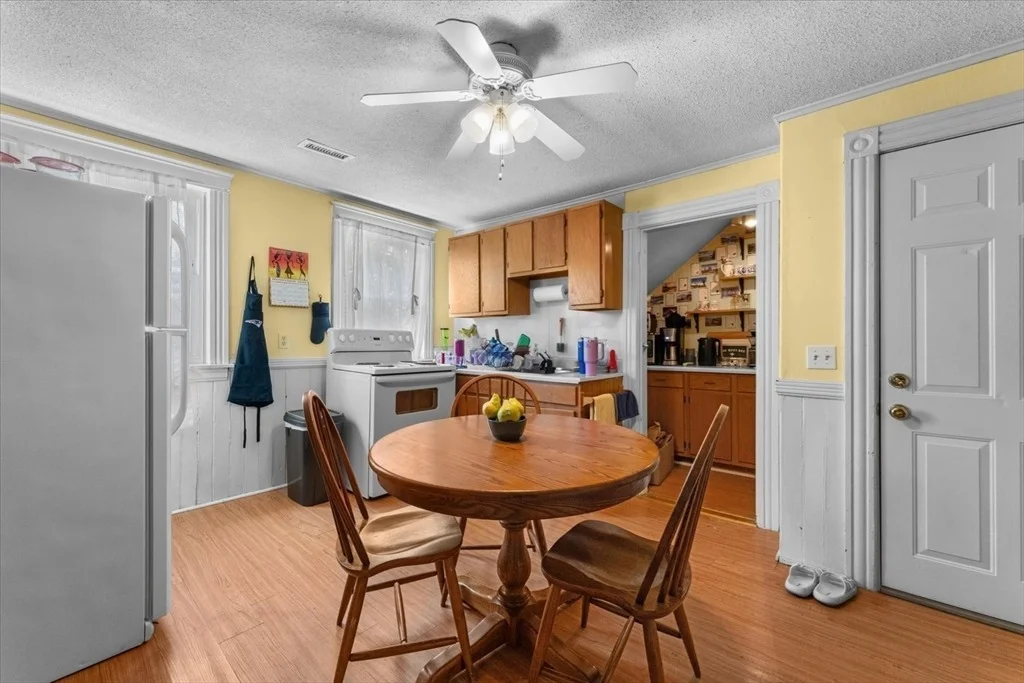 Photo of 15 Steele St