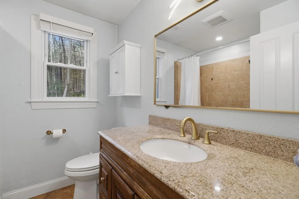 Photo of 8 Stoneybrook Drive