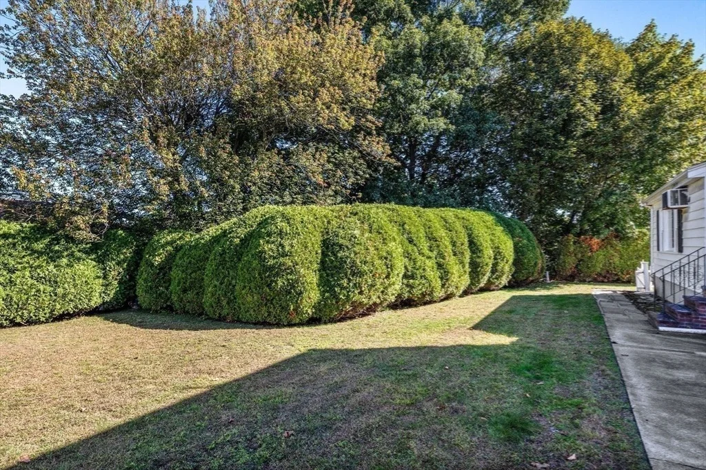 Photo of 5 Colonial Rd