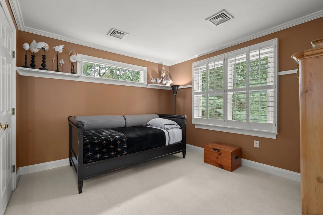 Photo of 65 Deerpath Road