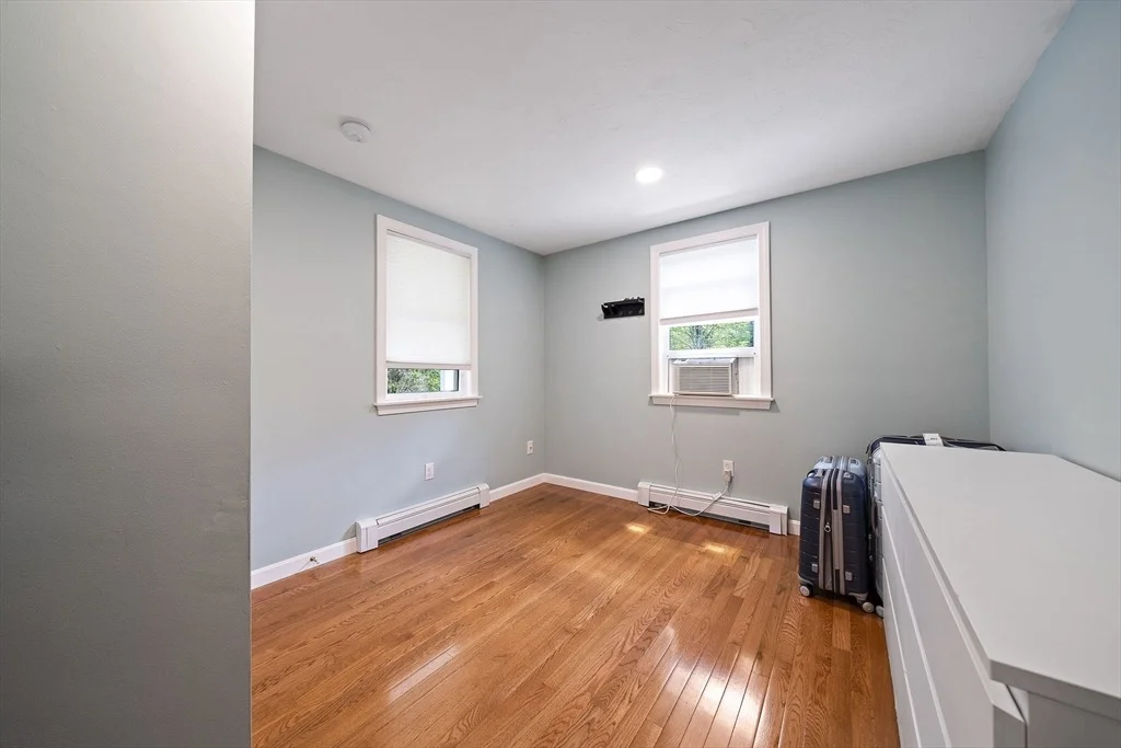 Photo of 136 Elm St