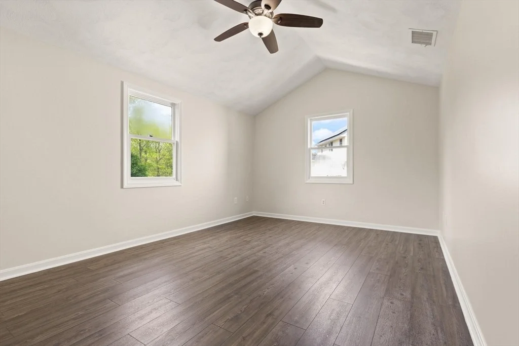 Photo of 54 Long Dr