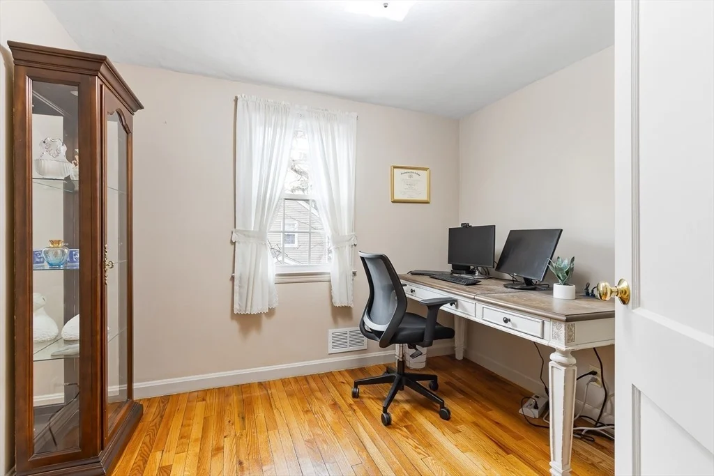 Photo of 24 Barnesdale Rd