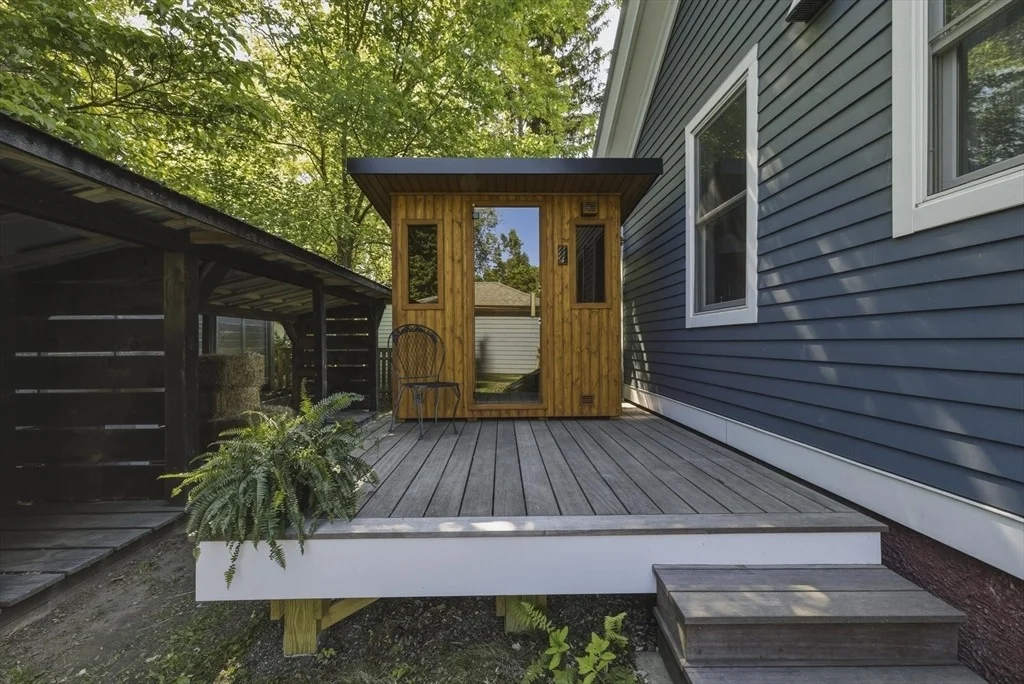 Photo of 35 Rust Avenue