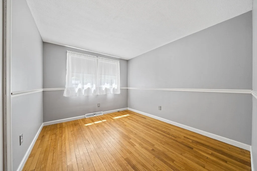 Photo of 156 Third St