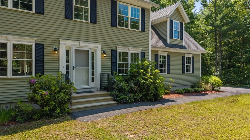 Photo of 151 Sterling Road