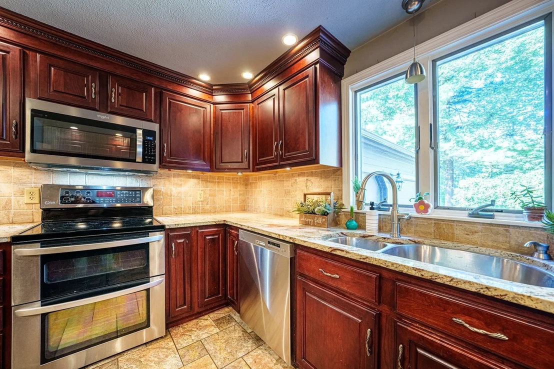 Photo of 12 Clarridge Circle