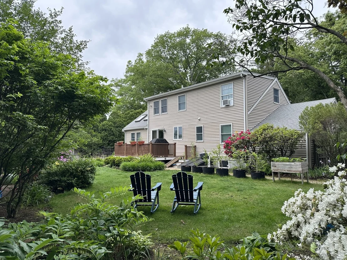Photo of 30 Colonial Avenue