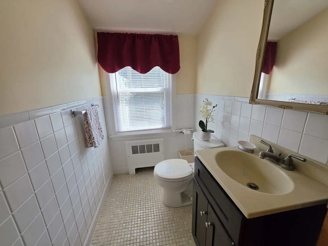 Photo of 4 Edgemere Rd