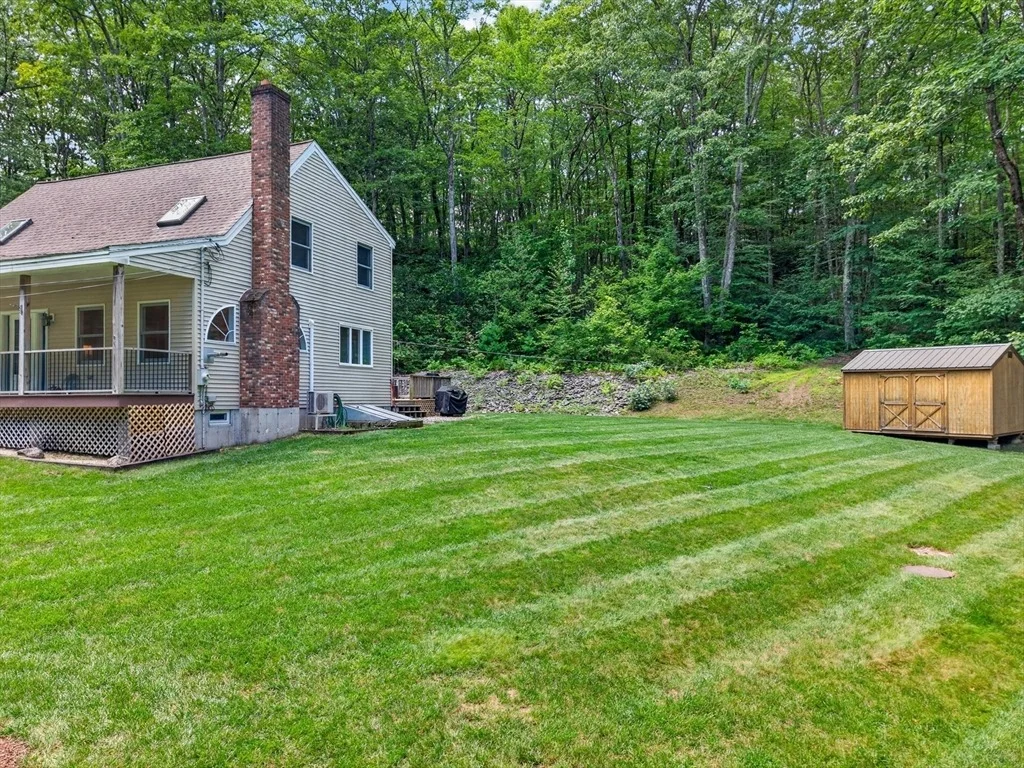 Photo of 170 Queen Lake Rd