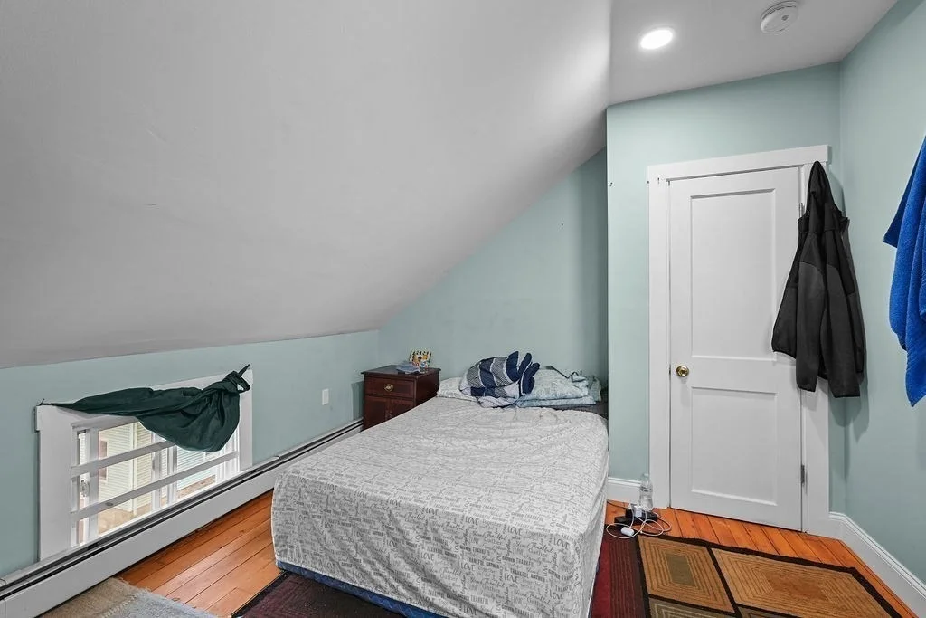 Photo of 709 Second St
