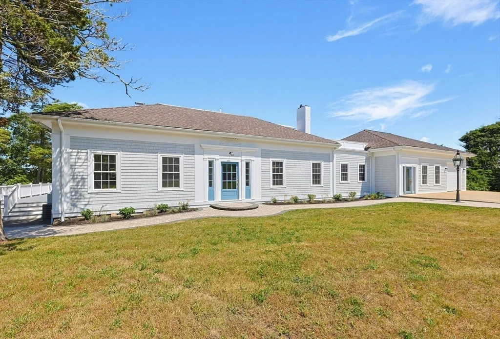 Photo of 54 Arlington Dr