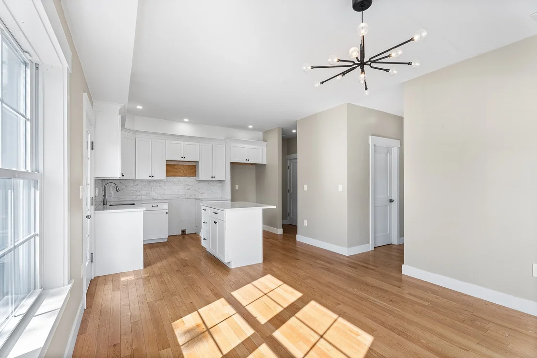 Photo of 32 Valmor St