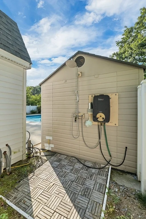 Photo of 160 Pelczar Rd
