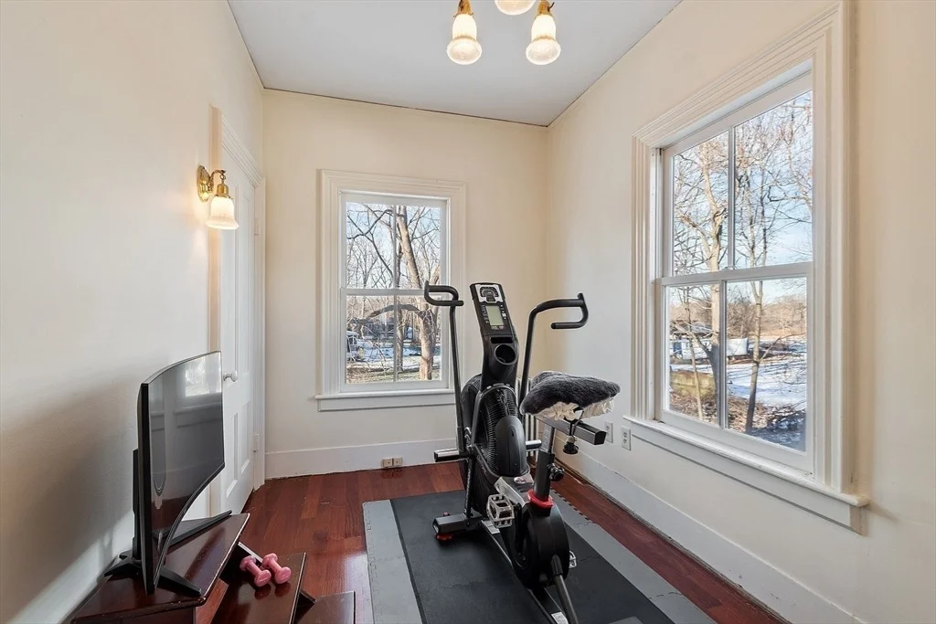 Photo of 25 Fairhaven Rd