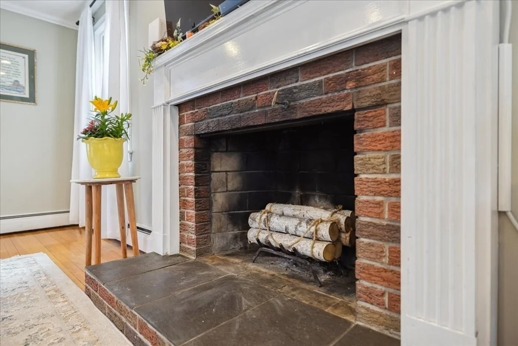 Photo of 12 Longmeadow Rd
