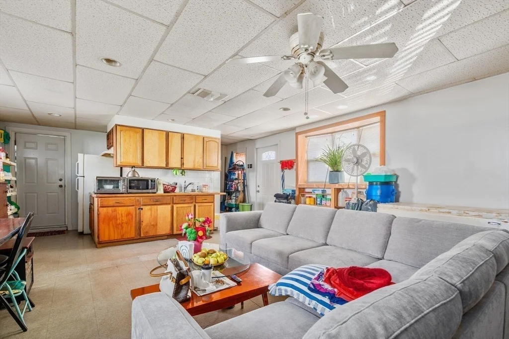 Photo of 155 Grand St