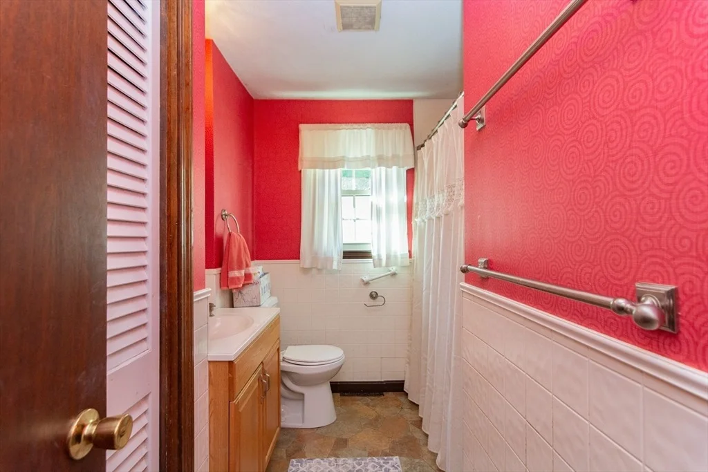 Photo of 5 Chestnut Dr