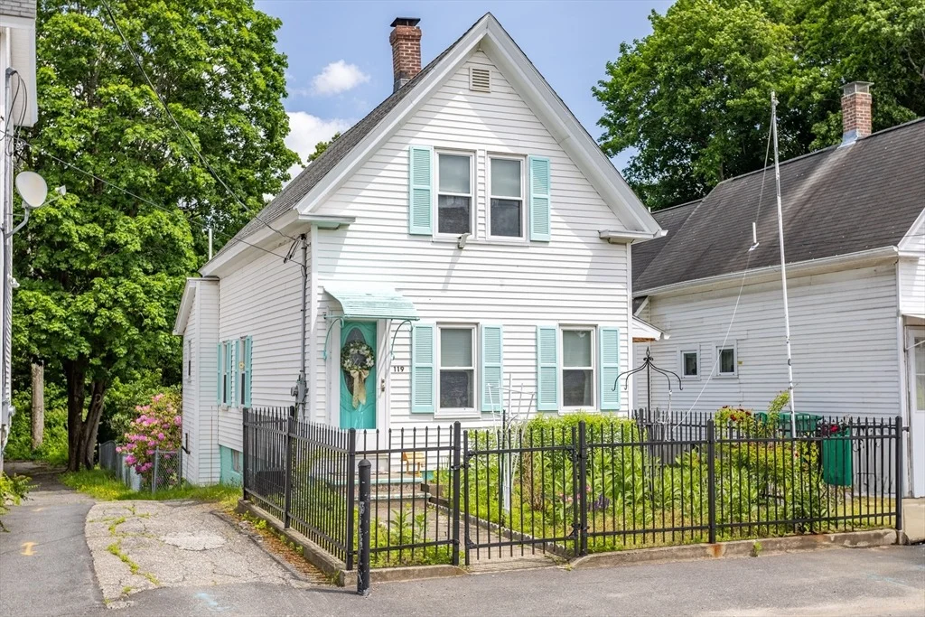 Photo of 119 Clark St