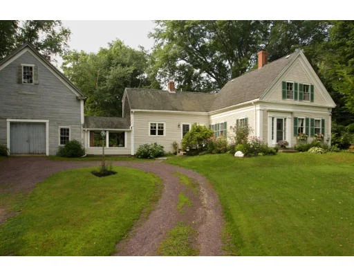 Photo of 47 Winnetuxet Road