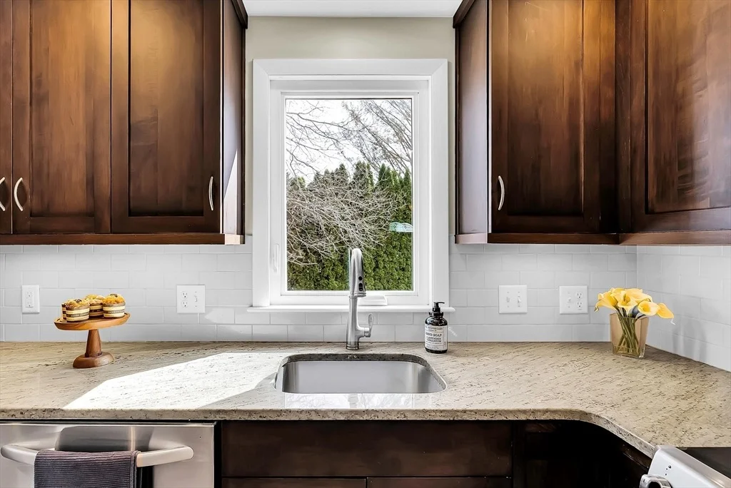 Photo of 2 Juniper Cir