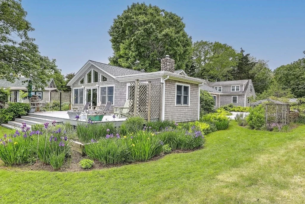 Photo of 1518 Drift Road