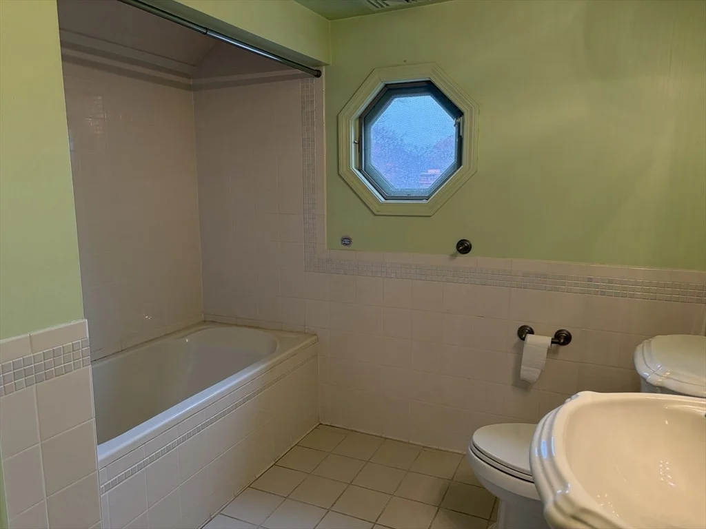 Photo of 270 Coburn Ave