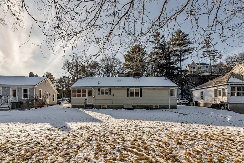Photo of 31 Webster Ave
