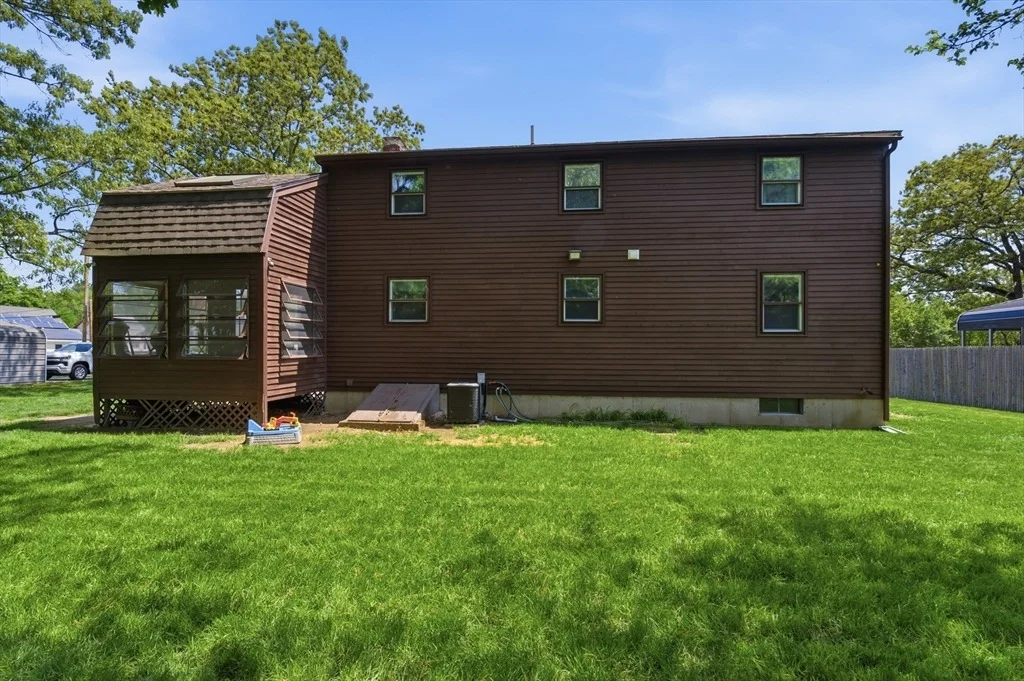 Photo of 12 Allen St