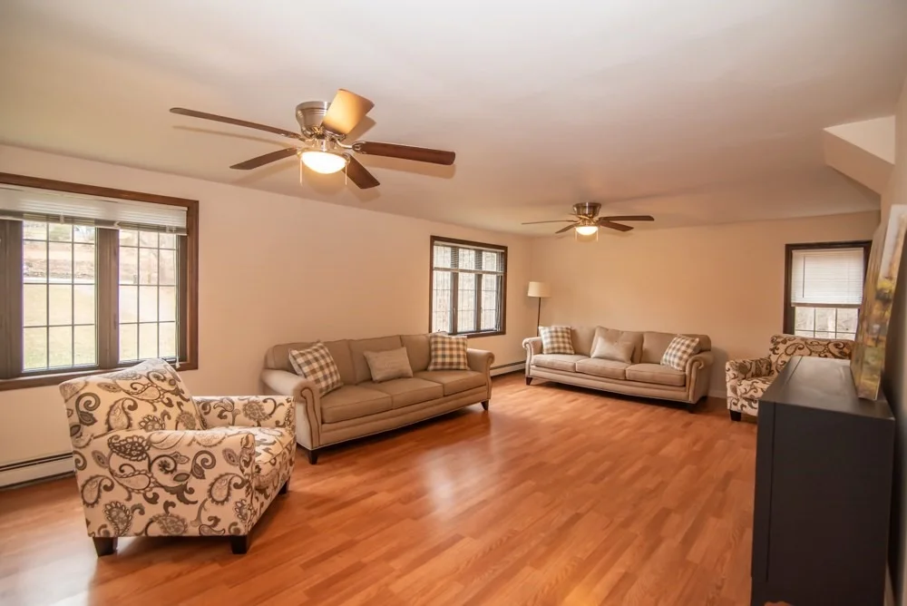 Photo of 449 Amesbury Rd