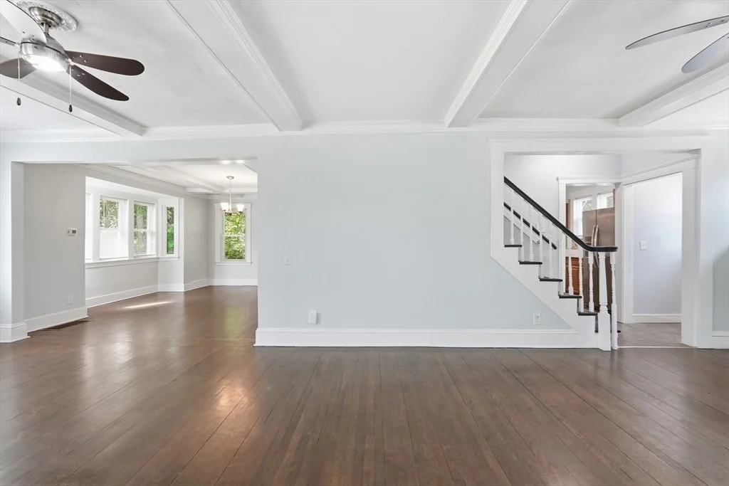 Photo of 14 Saint Elmo Rd