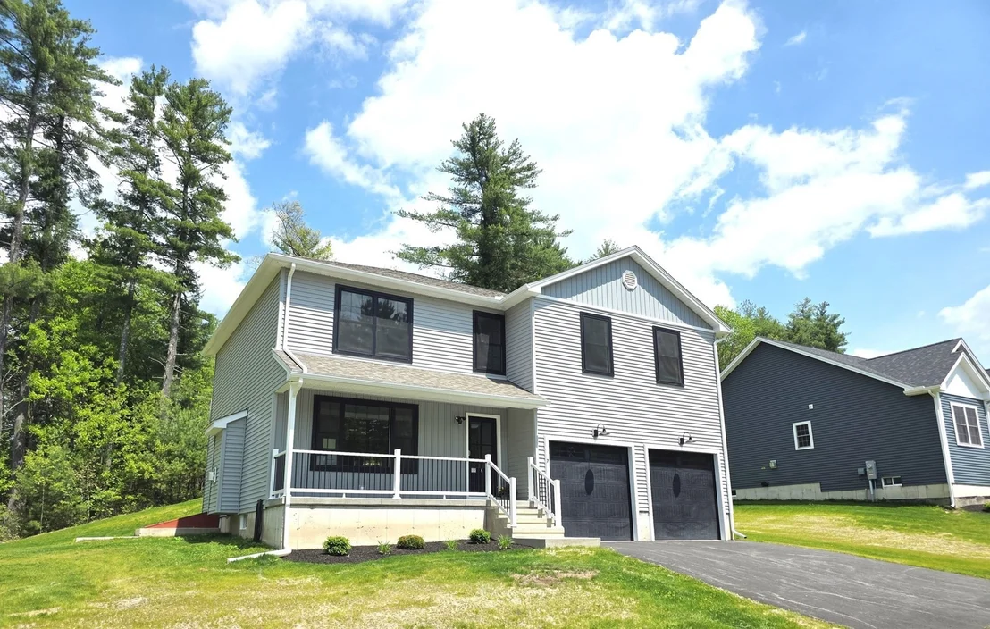 Photo of 7 High Bluff