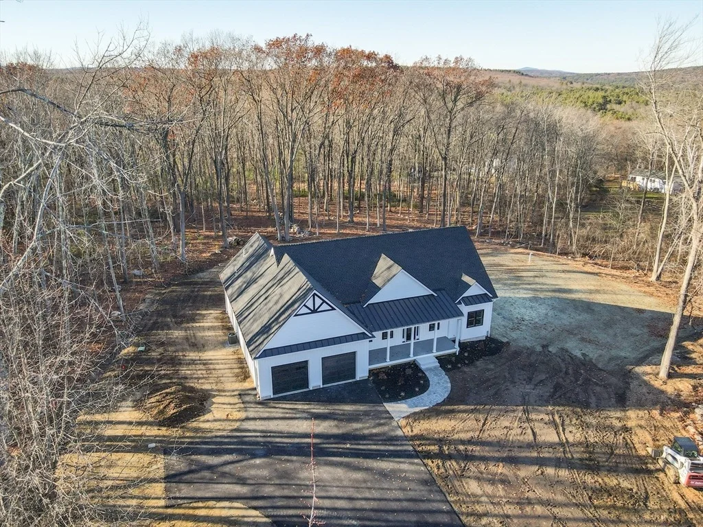 Photo of 364 Townsend Hill Rd