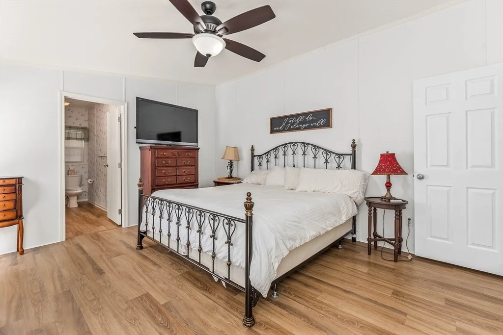 Photo of 54 Georges Loop