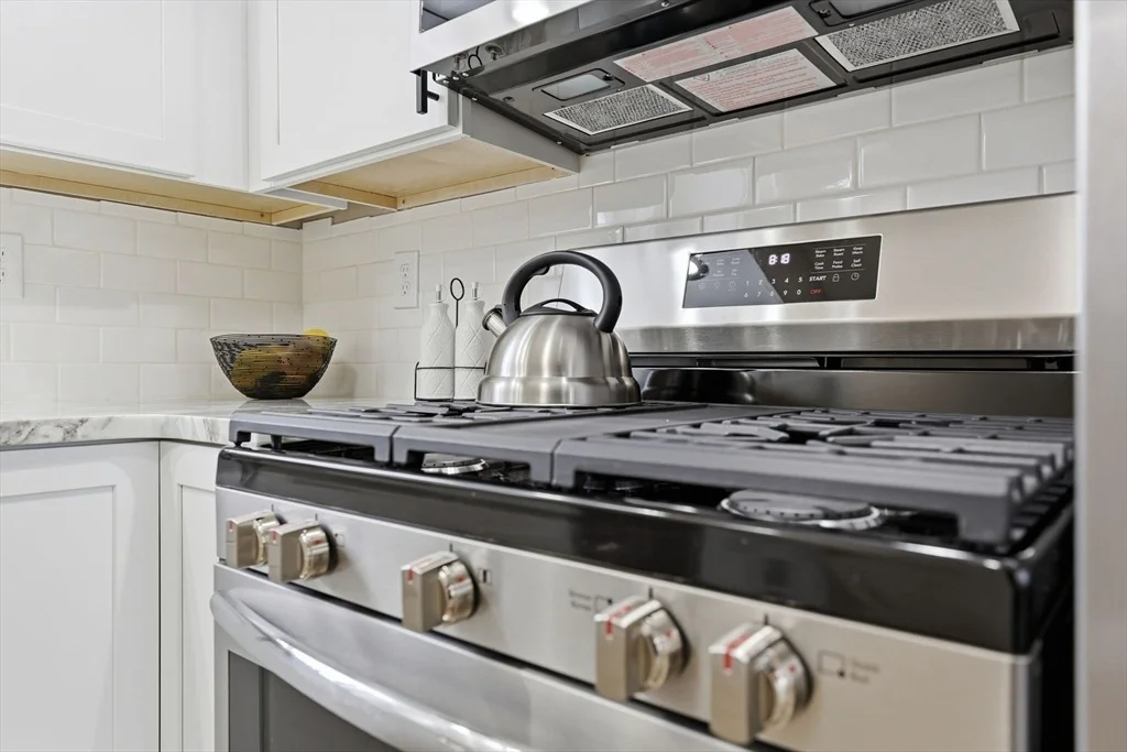 Photo of 29 Lowell Ave