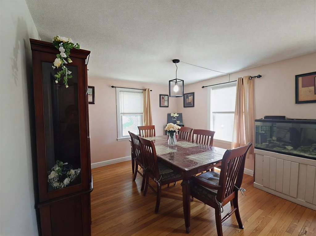 Photo of 216 Plumtree Rd