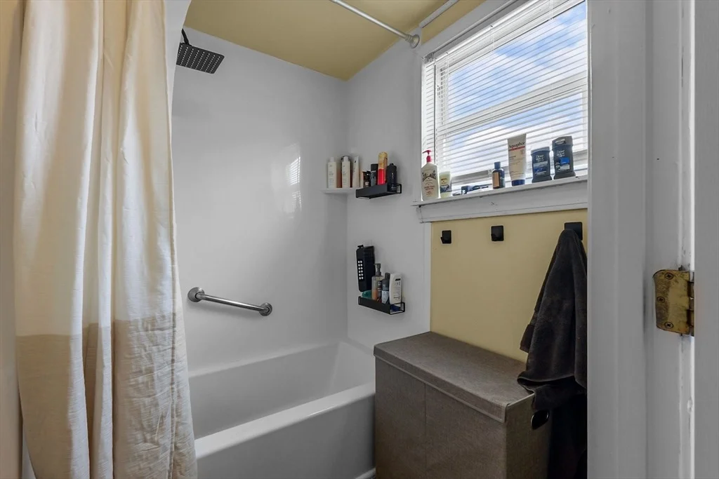 Photo of 146 Hunter St