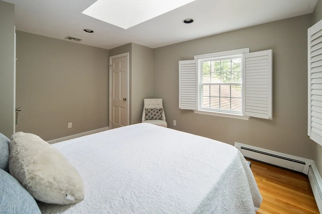 Photo of 18 Saddle Ridge Rd