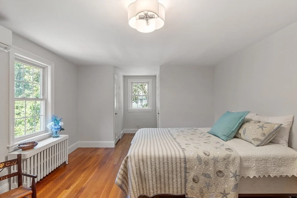 Photo of 131 Chestnut St