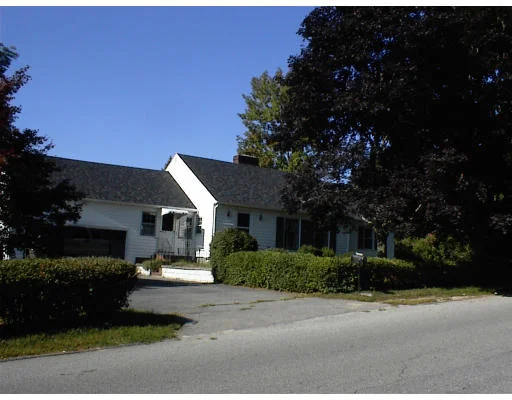 Photo of 92 Long Pond Dr
