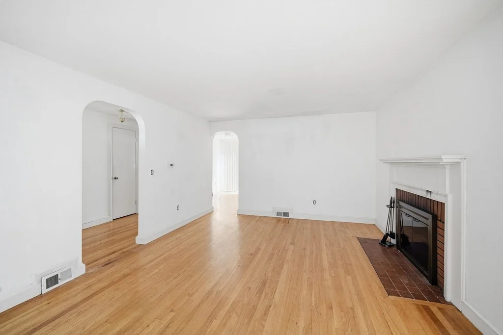 Photo of 15 Kingoke Ln