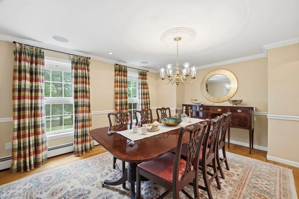 Photo of 4 Juniper Ln