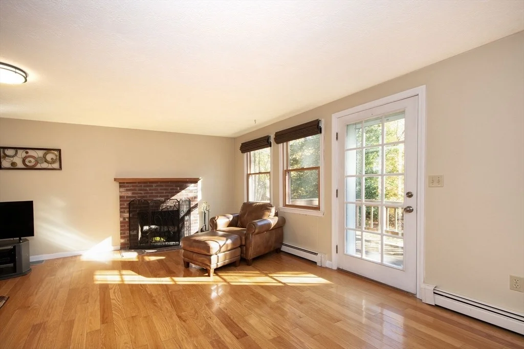 Photo of 10 Cynthia Way
