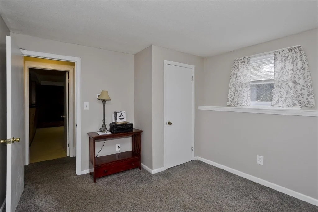 Photo of 125 Pondview Dr