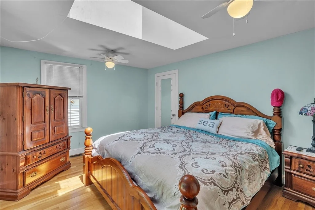 Photo of 33 Dean St.