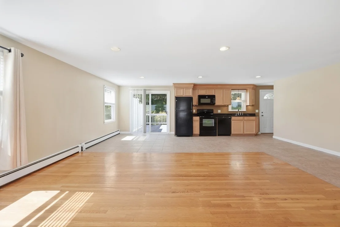 Photo of 27 Aldea Ave